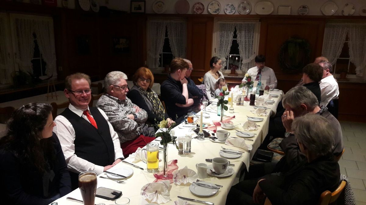 Gruppenfoto der SPD Brachttal beim Heringsessen 2017